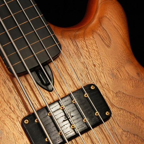 USED_​​Mk2_5-stroke_Fretless_(American_Walnut_Facings)_'91_04