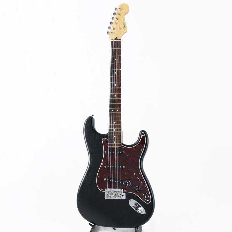 USED_​​Fender_Stratocaster_Made_in_Japan_Limited_Raw_Ash_(Black)_[SN_JD25007054]_02