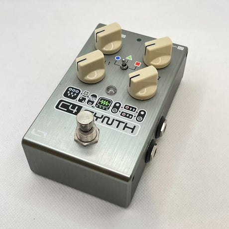 USED_​​C4_Synth_01