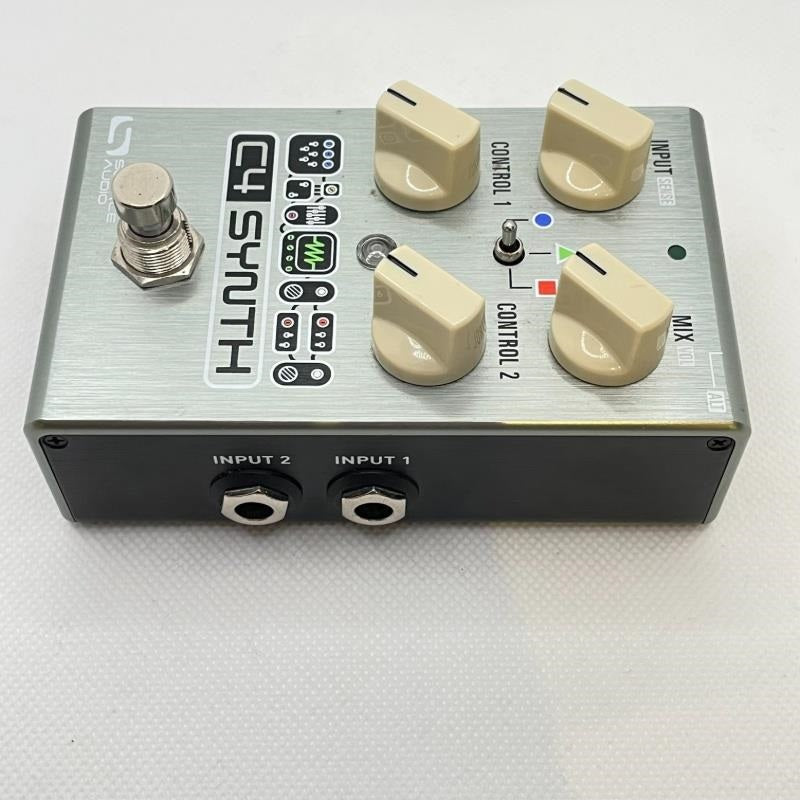 USED_​​C4_Synth_03