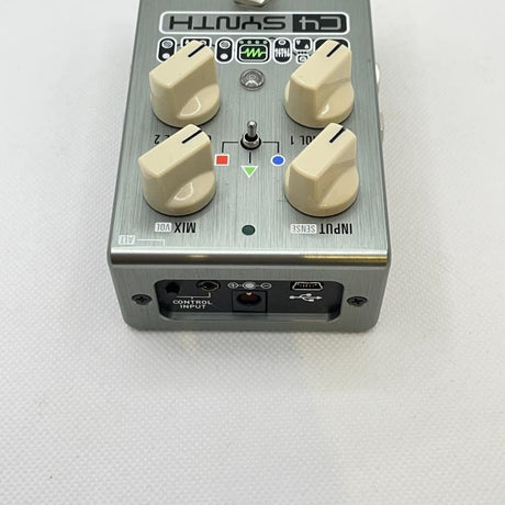 USED_​​C4_Synth_05