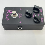 USED_​​Riot_Black_03