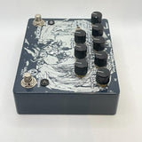 USED_​​Descent_03