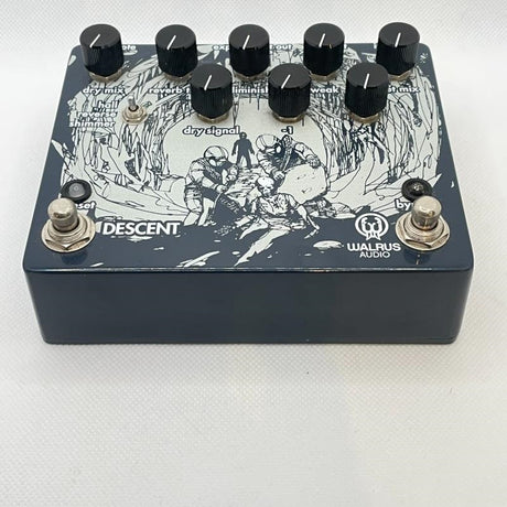 USED_​​Descent_06