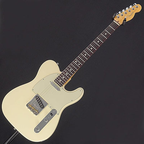 USED_​​American_Professional_Telecaster_(Olympic_White_Rosewood)_[SN_US17004106]_Fender_03