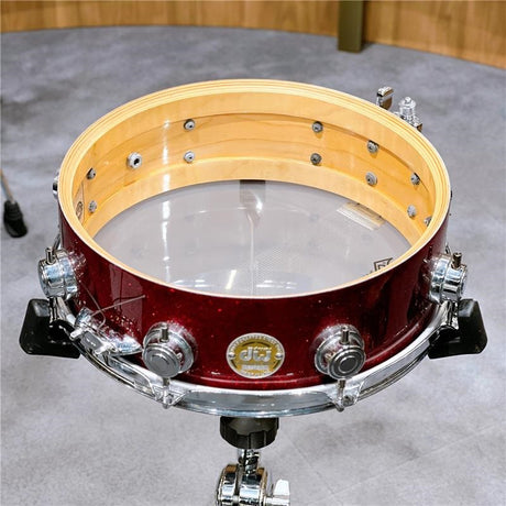 USED_​​Collector's_Maple_Snare_Drum_[13x4___Ruby_Glass_Finish_Ply]_04