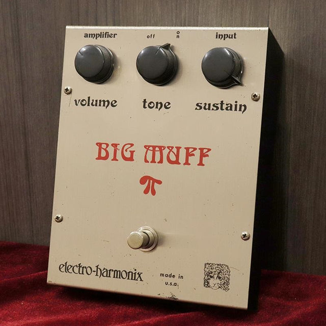 VINTAGE_Big_Muff_Pi_Version_2__Ram's_Head__'76_01