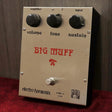 VINTAGE_Big_Muff_Pi_Version_2__Ram's_Head__'74_01