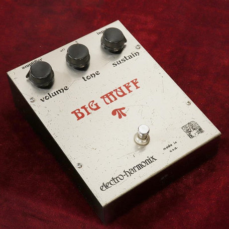 VINTAGE_Big_Muff_Pi_Version_2__Ram's_Head__'74_04