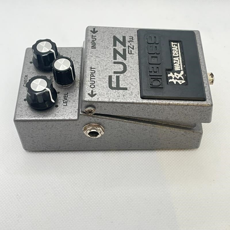 USED_​​Used_FZ-1W_04