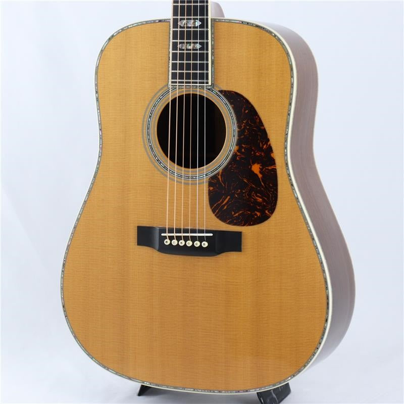 USED_​​D-45_'11_Martin_01