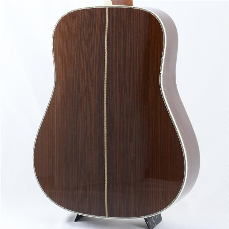 USED_​​D-45_'11_Martin_02