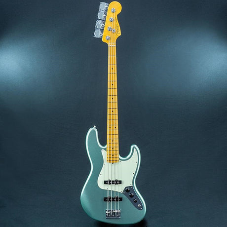 USED_​​American_Professional_II_Jazz_Bass_(Mystic_Surf_Green_Maple)_03