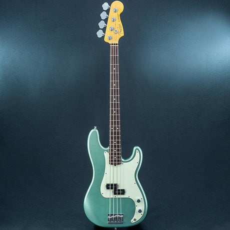 USED_​​American_Professional_II_Precision_Bass_(Mystic_Surf_Green)_03