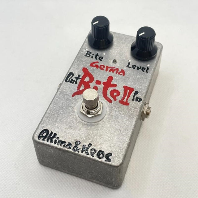 USED_​​Germa_Bite_2_01