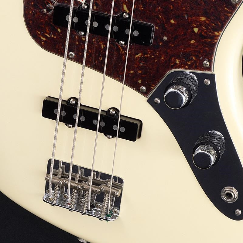 USED_​​American_Vintage_'62_Jazz_Bass_(Olympic_White)_09