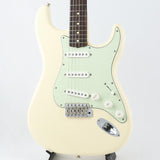 USED_​​Vintera_II_60s_Stratocaster_RW_(Olympic_White)_01