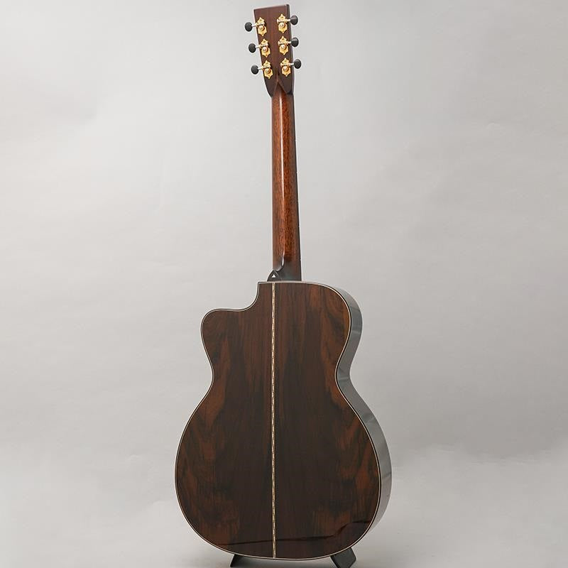 OM_C_Soloist_~Brazilian~_Beaujolais_04