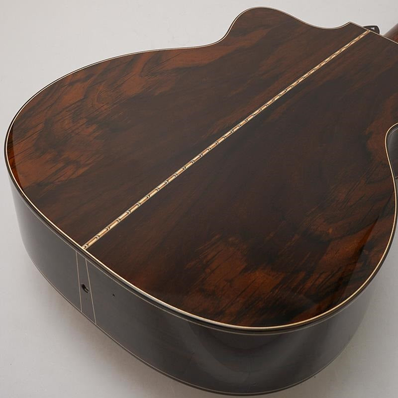 OM_C_Soloist_~Brazilian~_Beaujolais_09