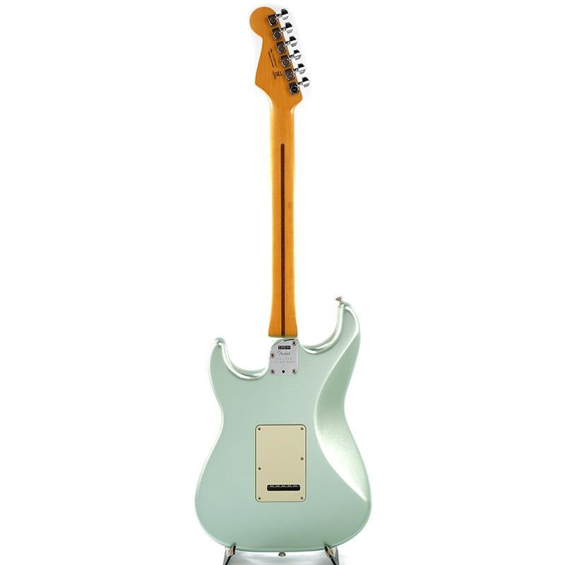 USED_​​American_Professional_II_Stratocaster_HSS_(Mystic_Surf_Green_Maple)_[SN__US240014217]_04