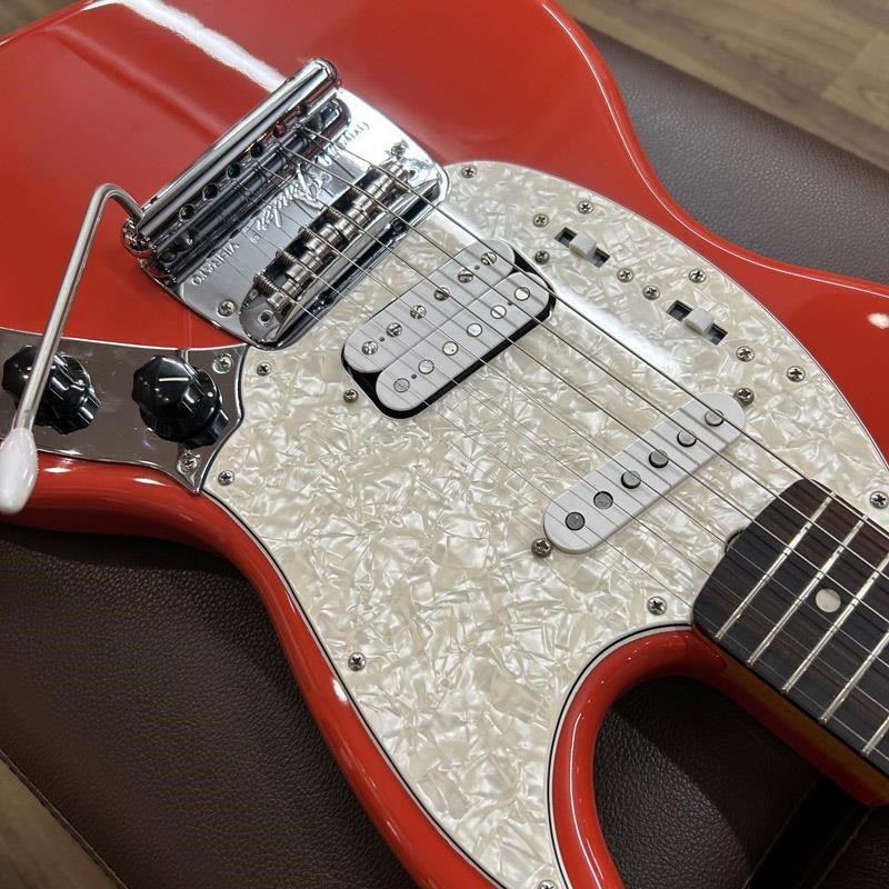 USED_​​Kurt_Cobain_Jag-Stang_(Fiesta_Red)_[SN_MX21537607]_Fender_10