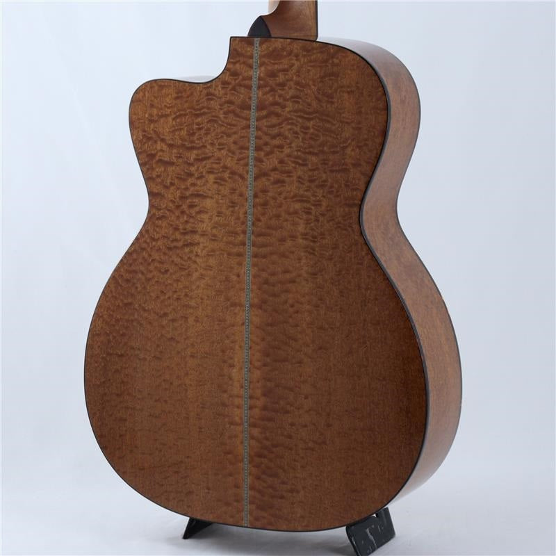 [Selected_Item]_CTM_L-OMC_-Quilted_Sapele-_#M2618777_Eastman_02