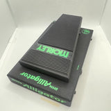 USED_​​Little_Alligator_01