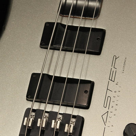 USED_​​Blaster_Bass_03