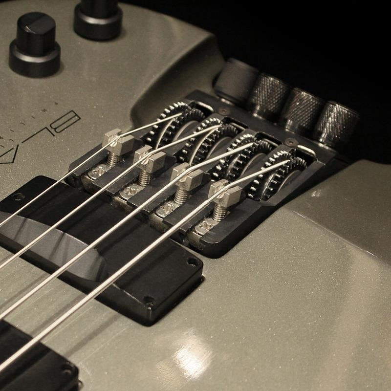 USED_​​Blaster_Bass_05