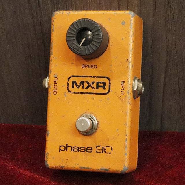 VINTAGE_Phase_90_Block_Logo_'77_01