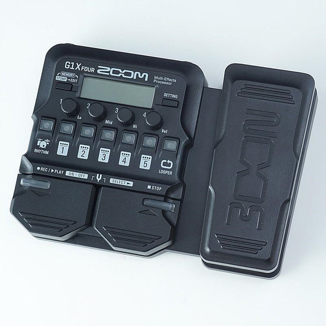 USED_​​G1X_FOUR_Zoom_01