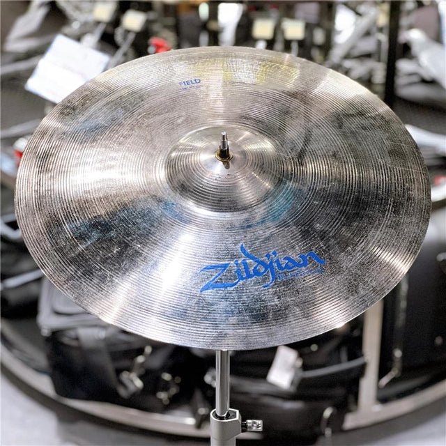 USED_​​Zildjian_FIELD_18_[PLATINUM_Finish]_[1915g]_01