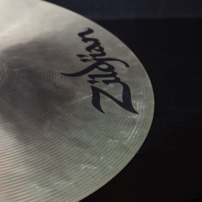 USED_​​K_Zildjian_Dark_Crash_Medium_Thin_16_[1170g]_10