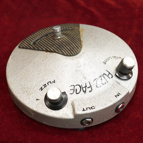 VINTAGE_Fuzz_Face_'68_Gray_Silver_03