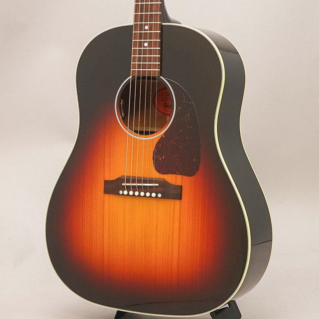USED_​​J-45_Standard_Red_Spruce_(Tri_Burst)_'23_Gibson_01