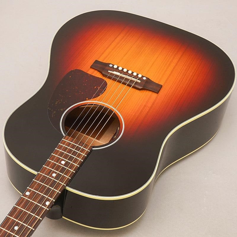 USED_​​J-45_Standard_Red_Spruce_(Tri_Burst)_'23_Gibson_05