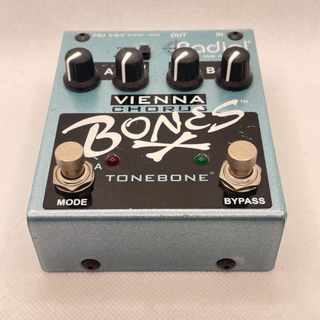 USED_​​Bones_Vienna_Chorus_06