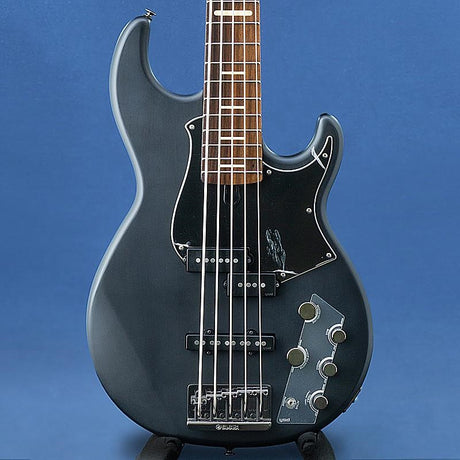 USED_​​BB735A_(Trans_Matte_Black)_01