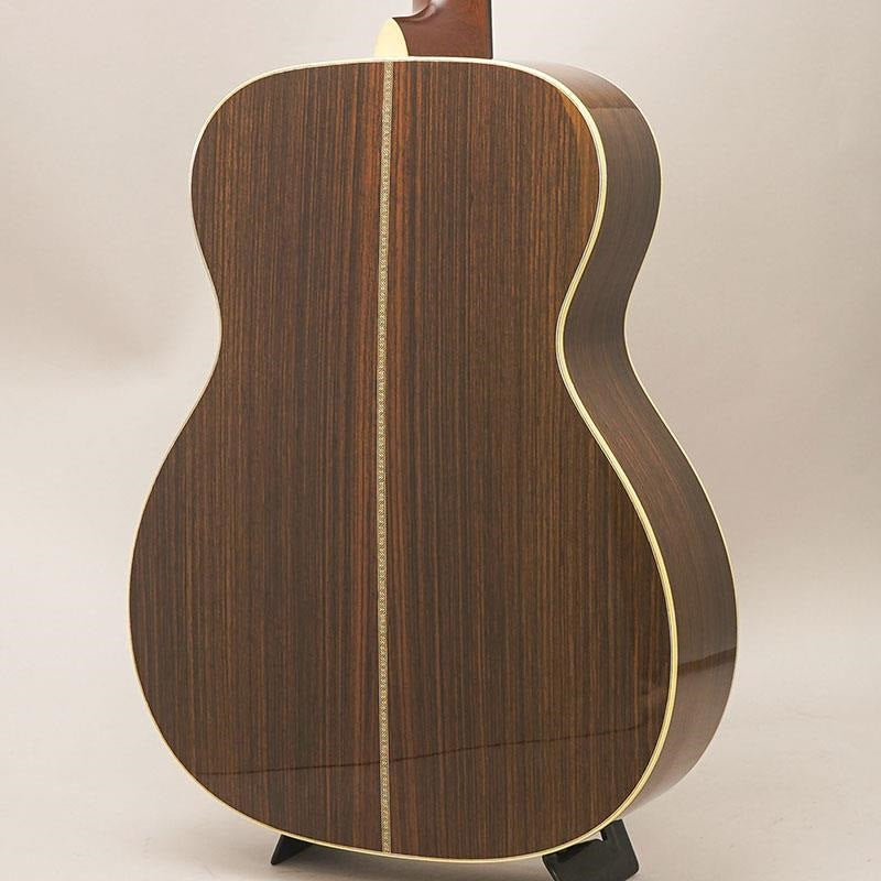 USED_​​OM-28_Standard_'15_Martin_02