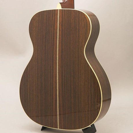 USED_​​OM-28_Standard_'15_Martin_02