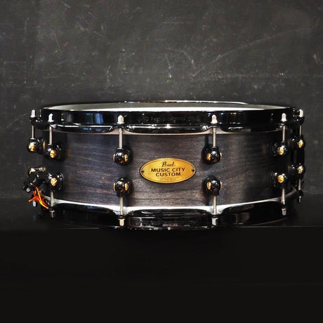 USED_​​MCCM1450S_B_#1009_Music_City_Custom_-USA_Solid_Maple_Shell_Snare_Drums_14×5_[Raven_Rally]_01