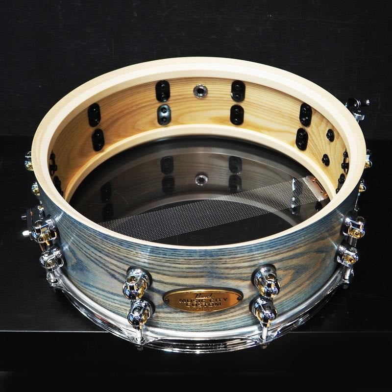 USED_​​MCCA1450S_C_#1011_Music_City_Custom_-USA_Solid_Ash_Shell_Snare_Drums_14×5_[Hand-rubbed_Lightning_Blue_Finish]_09