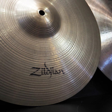 USED_​​80s_A_Zildjian_New_Beat_HiHat_14__pair_[Top__1024g___Bottom__1418g]_05