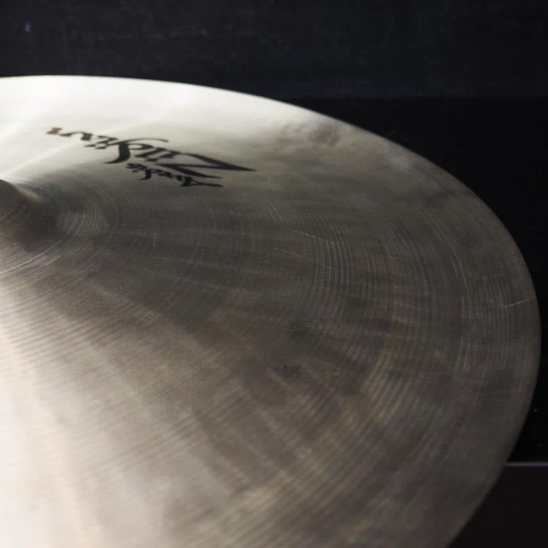 USED_​​A_Zildjian_China_Low_18_[1320g]_08