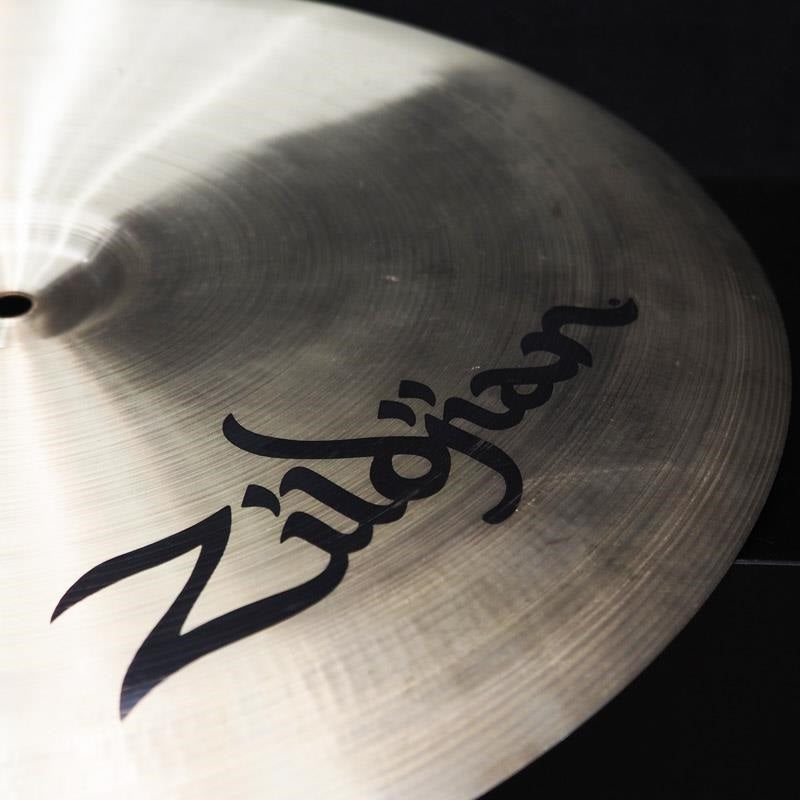 USED_​​A_Zildjian_China_Low_18_[1320g]_09