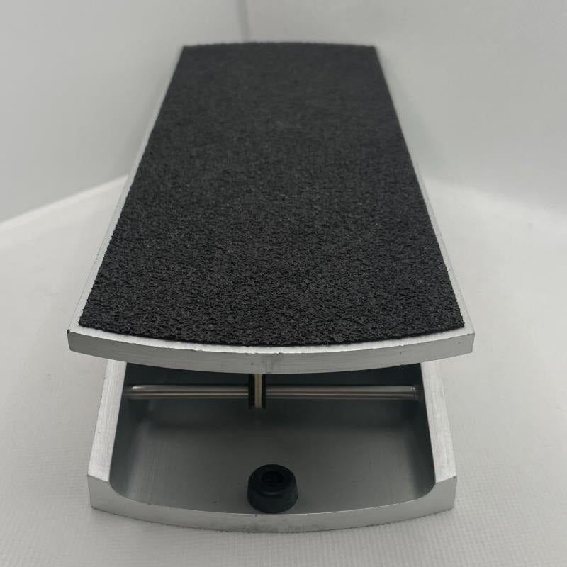 USED_​​Mono_Volume_Pedal_250k_P06166_06