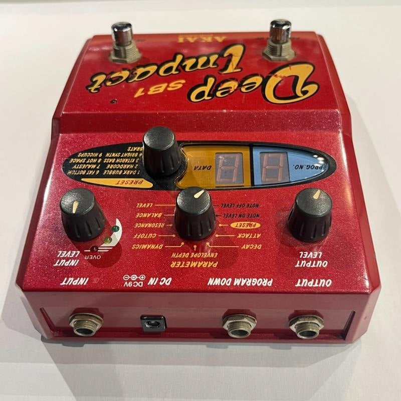 USED_​​SB1_Deep_Impact_Bass_Synthesizer_03