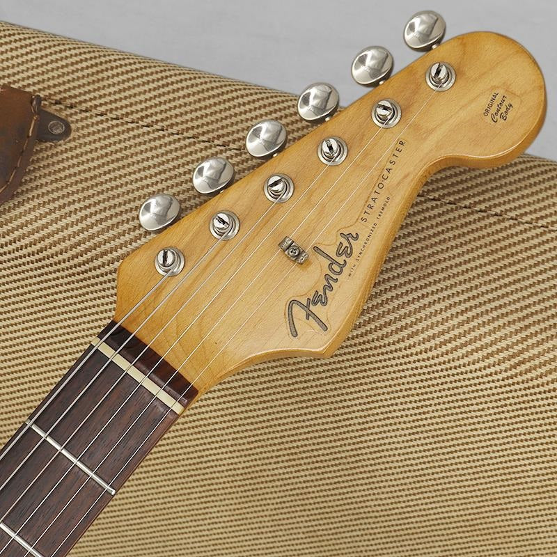 VINTAGE_62_Stratocaster_'82_Sunburst_R_11