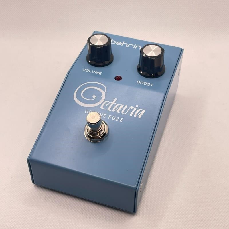 USED_​​Octave_Fuzz_01