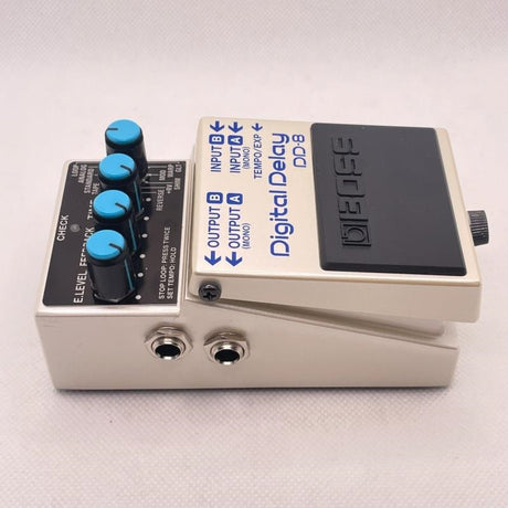 USED_Used_DD-8_04